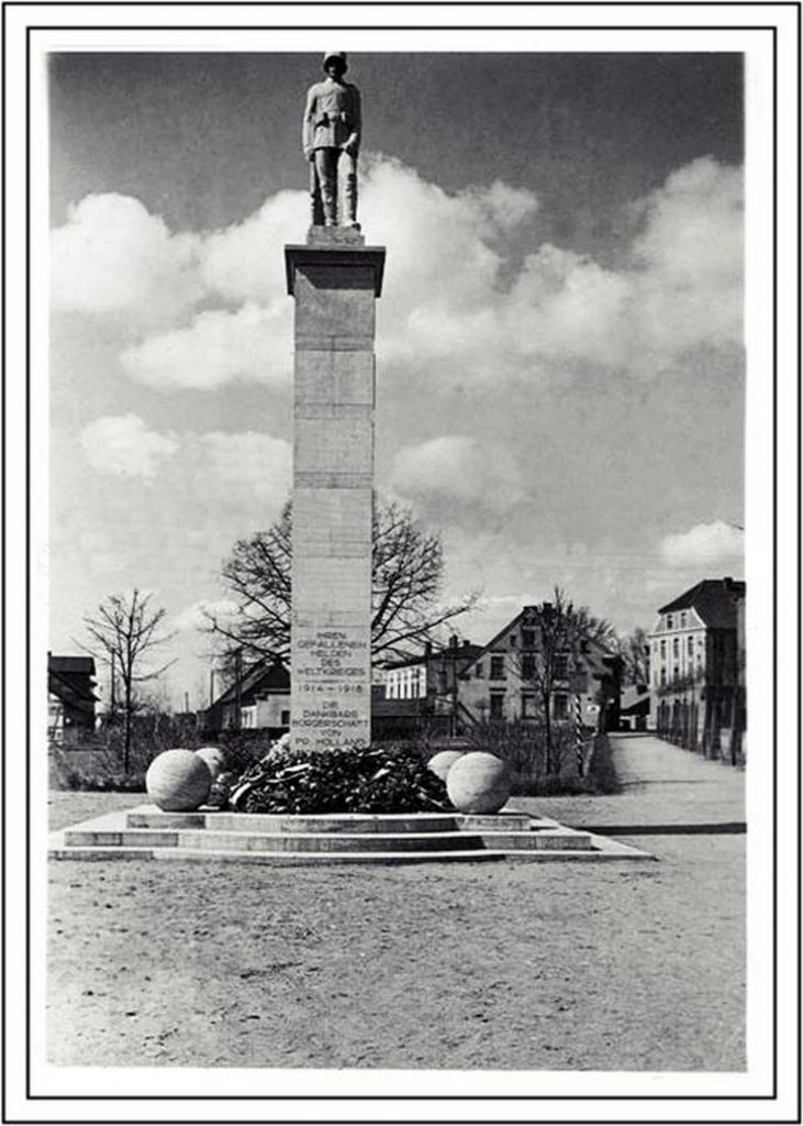 00 80 pomnik plac n1 Zabytkowy Pasłęk